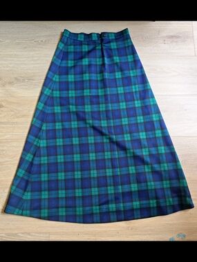 Vintage Classic Green & Blue Plaid A-Line Skirt